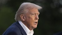 САЩ насърчават “самодепортацията”, дават по $1000 на мигранти