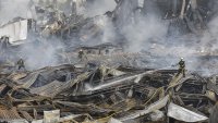 Руски удари убиха трима души, сред тях дете, в покрайнините на Киев