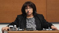 Петкова с критика: Бюджетът закона, може да бъде атакуван в КС
