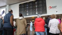 Летището в Брюксел се готви да отмени половината си полети утре 