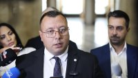 "Възраждане": "Кошницата с грижа" стана "Кошница с обещания"