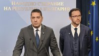 ГЕРБ: Президент и премиер се държат като хипита, да се свика КСНС