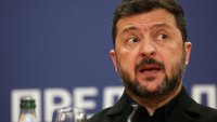 Обръща ли се вълната у дома срещу президента Зеленски?