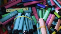 Швейцария забранява електронните цигари за еднократна употреба