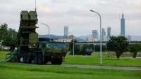 Германия е прехвърлила три системи Patriot на Украйна и обсъжда нови доставки