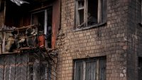 Два многоетажни жилищни блока в Киев са поразени при руско нападение