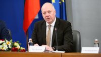 Всички заместник-министри са освободени със заповеди на Росен Желязков
