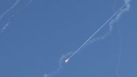 Южна Корея пуска по вода най-мощния си боен кораб