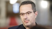 &ldquo;Възраждане&rdquo; за финансите на държавата: Говори се едно, прави се друго