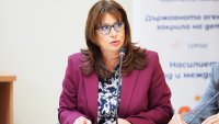 Обмудсманът съветва: Плащайте с карти след 1 януари