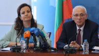 Сменят шефа на компанията за детската болница 
