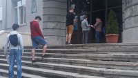Приемат заявления за трето класиране в гимназиите