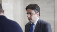 Божанов: Идеята за осигуровки на държавните служители получава подкрепа