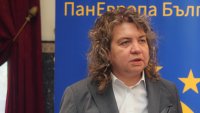 Киселова: ПП убеждаваха, че антикорупционната комисия да трябва има разследващи функции, а сега "берем плодовете"