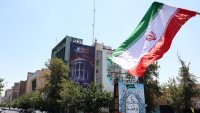 В Иран екзекутираха двама мъже, участвали в януарските протести