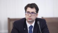Пеканов разкри манипулирани процедури за милиони евро по времето на кабинета "Желязков" 
