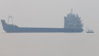 По 100 000 долара месечно взимат капитани на кораби за опасен маршрут