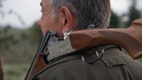  Ловецът, убил погрешка гъбар, бил известен лекар