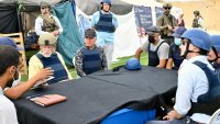 US пратеникът Стив Уиткоф се срещна с роднини на заложници в Газа