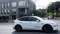 Tesla ще представи услуга за автономни роботаксита в Остин