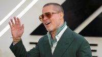 Брад Пит: Не съм имал "гей преживяване"