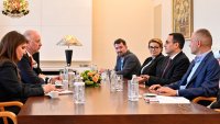 Творците към властта: Имаме нужда от работещи правила