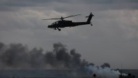 Хеликоптер се разби близо до съвместната база Луис-Маккорд