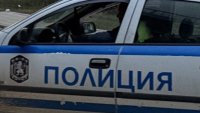 Директорката на НАП - Велико Търново потрошила автомобил на доставчик пред дома си