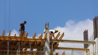Бургас е на първо място за най-бързо поскъпване на новите имоти