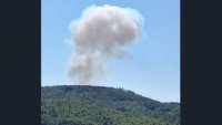 Взрив във военния завод в Белица, пожарни и линейки на място