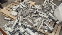Заловиха 42 000 контрабандни цигари на &bdquo;Капитан Андреево&ldquo; в тайник на автобус