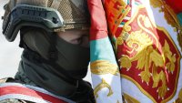 Осветиха българските бойните знамена и знамената-светини СНИМКИ
