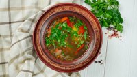 Рецептата Dnes: Агнешка курбан чорба за Света Марина