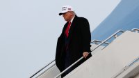 US сенатор се стреми да ограничи военните правомощия на Тръмп срещу Иран