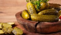 Рецептата Dnes: Мариновани кисели краставички