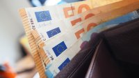 За 2027 г.: КТ "Подкрепа" иска МРЗ от 750 евро, КНСБ очаква 670-680 евро