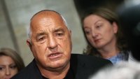 Борисов иронично: ПП-ДБ са страшни смелчаци, дойдох през покрива