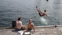 Времето днес: Слънчево, градусите ще стигнат до 33