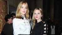 Дакота Джонсън се появи със сестра си Стела Бандерас и майка си Мелани Грифит
