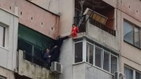 Умишлено ли е било оставено детето на балкона в Ямбол - прокуратурата разследва