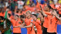 Нидерландия вкара 5 гола на Швеция на Световното