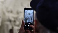 Статуята на Сталин в московското метро раздели руснаците 