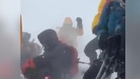 Босненски алпинисти загинаха на връх Елбрус в Русия ВИДЕО