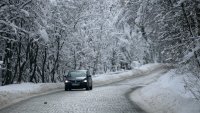 Шофиране през зимата - съвети при лед и сняг