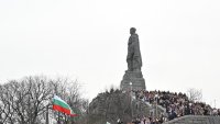 ВиК авария в Пловдив превърна улица в "Кючук Париж" в кално езеро