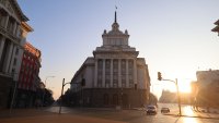 ДБ: МС бяга от отговорността за разпореждане с държавни имоти