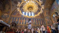 В КАДЪР Литургия в “Св. Неделя” по повод Успение Богородично