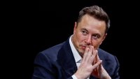 Tesla кандидатства за доставка на електроенергия до британските домове