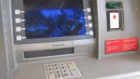 В Гърция премахват таксите за банкомати
