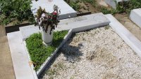 Вандалът от Централни софийски гробища, остава в ареста